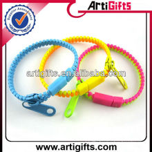 Newest style plastic zipper bracelet wholesale